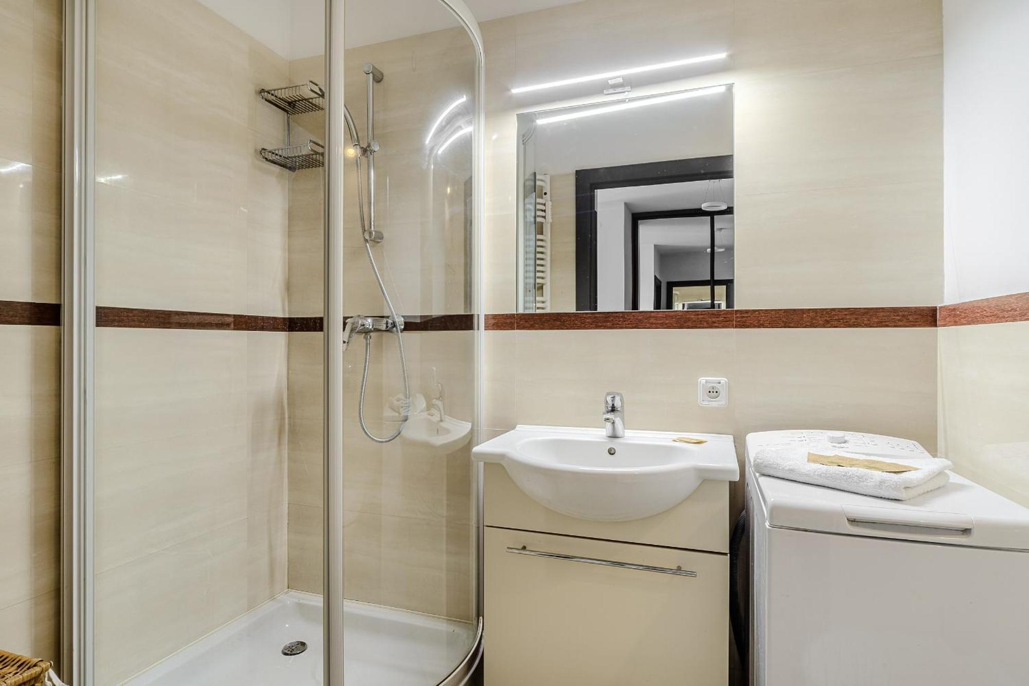 Apartament Ostrobramska - Praga Poludnie Varsavia Esterno foto